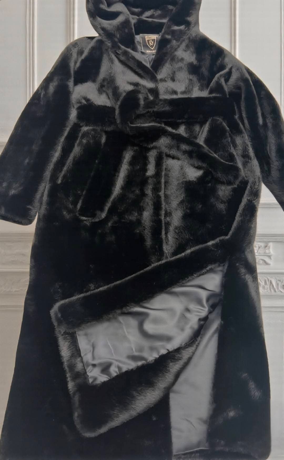 Prabangūs su gobtuvu ilgi kailiniai - Image 6